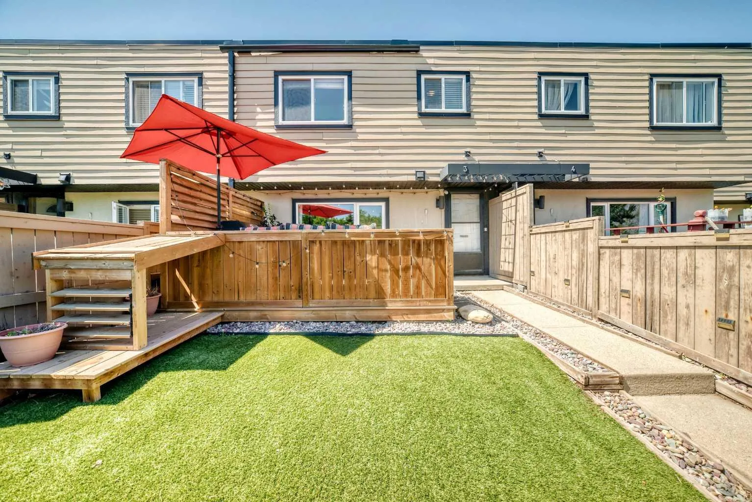 3809 45 Sw Street Unit 3, Calgary