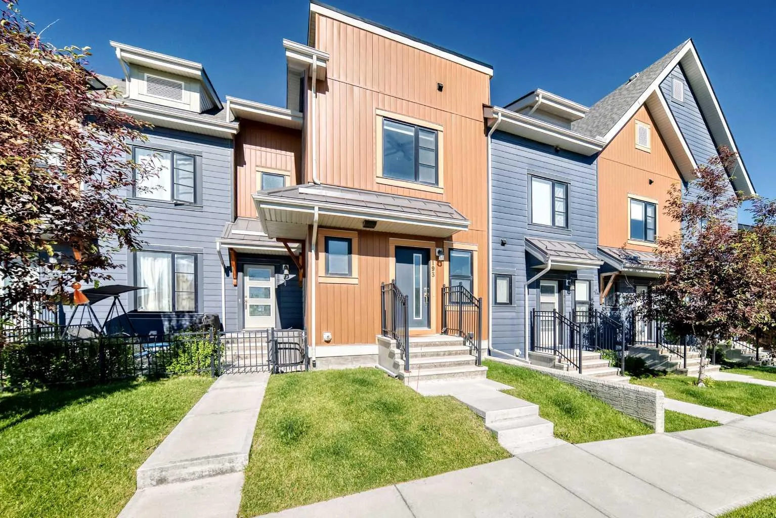 193 Livingston Ne Common, Calgary