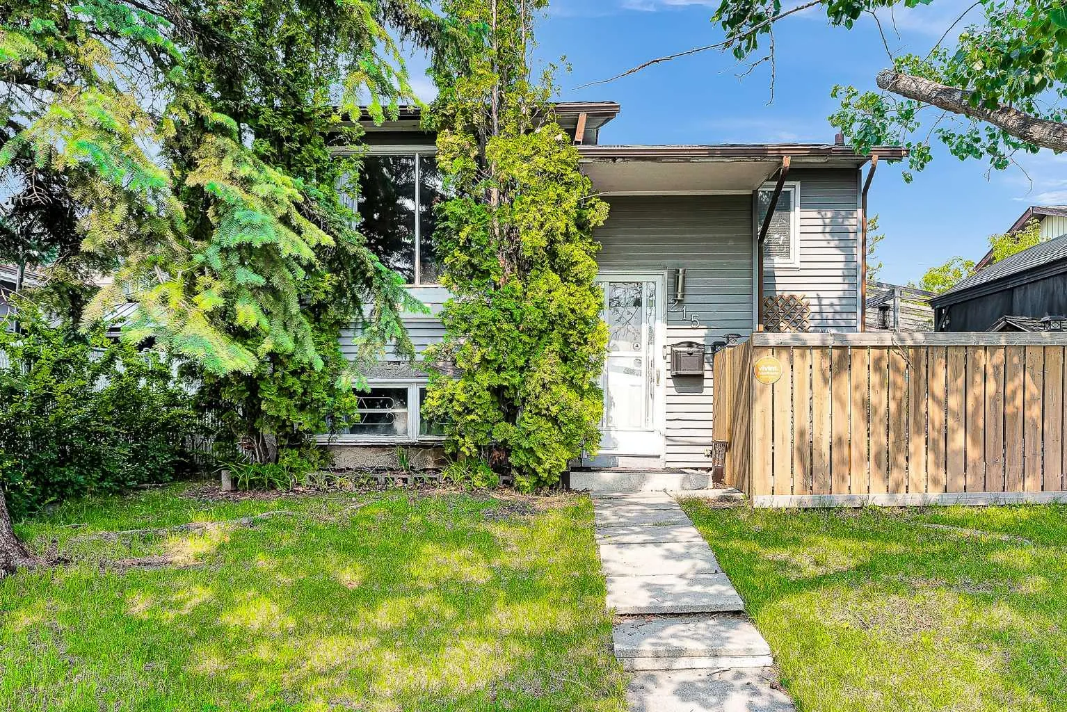 215 Erin Woods Se Drive, Calgary