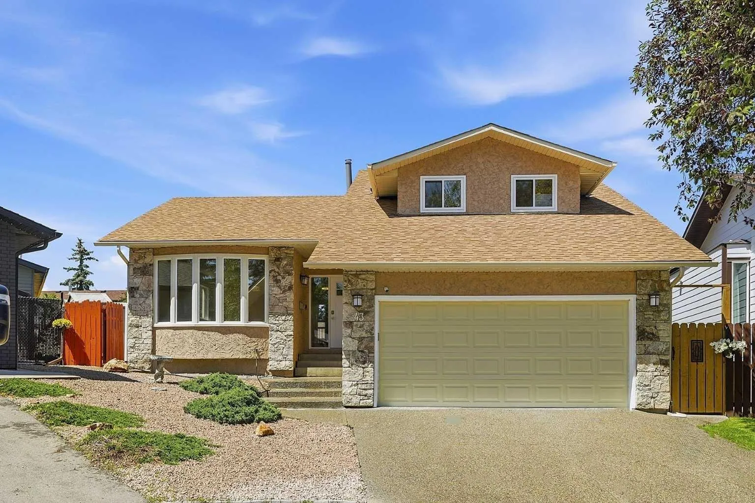 43 Beaconsfield Nw Place, Calgary