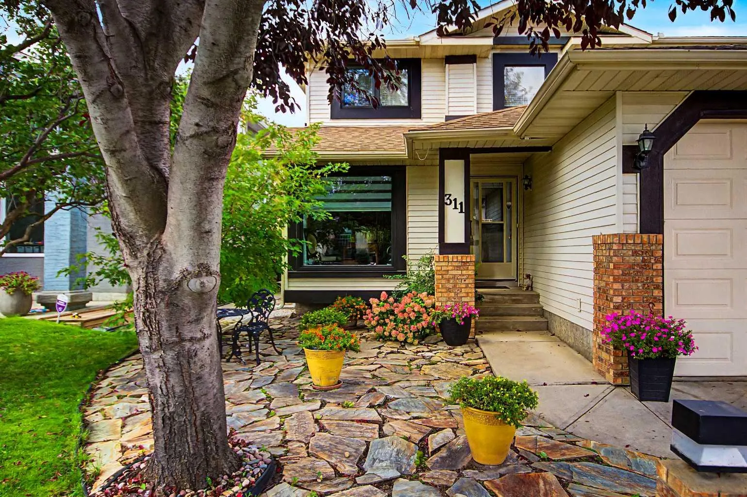 311 Douglasbank Se Green, Calgary