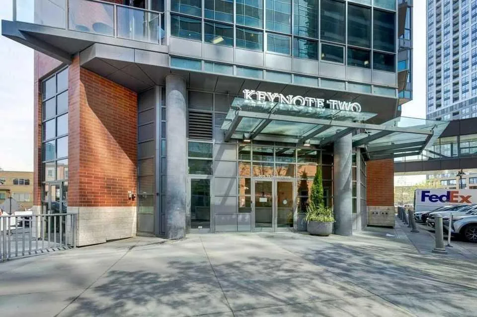 225 11 Se Avenue Unit 502, Calgary