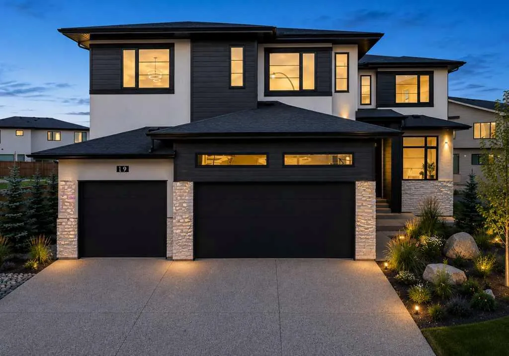 19 Rockcliff Nw Court, Calgary