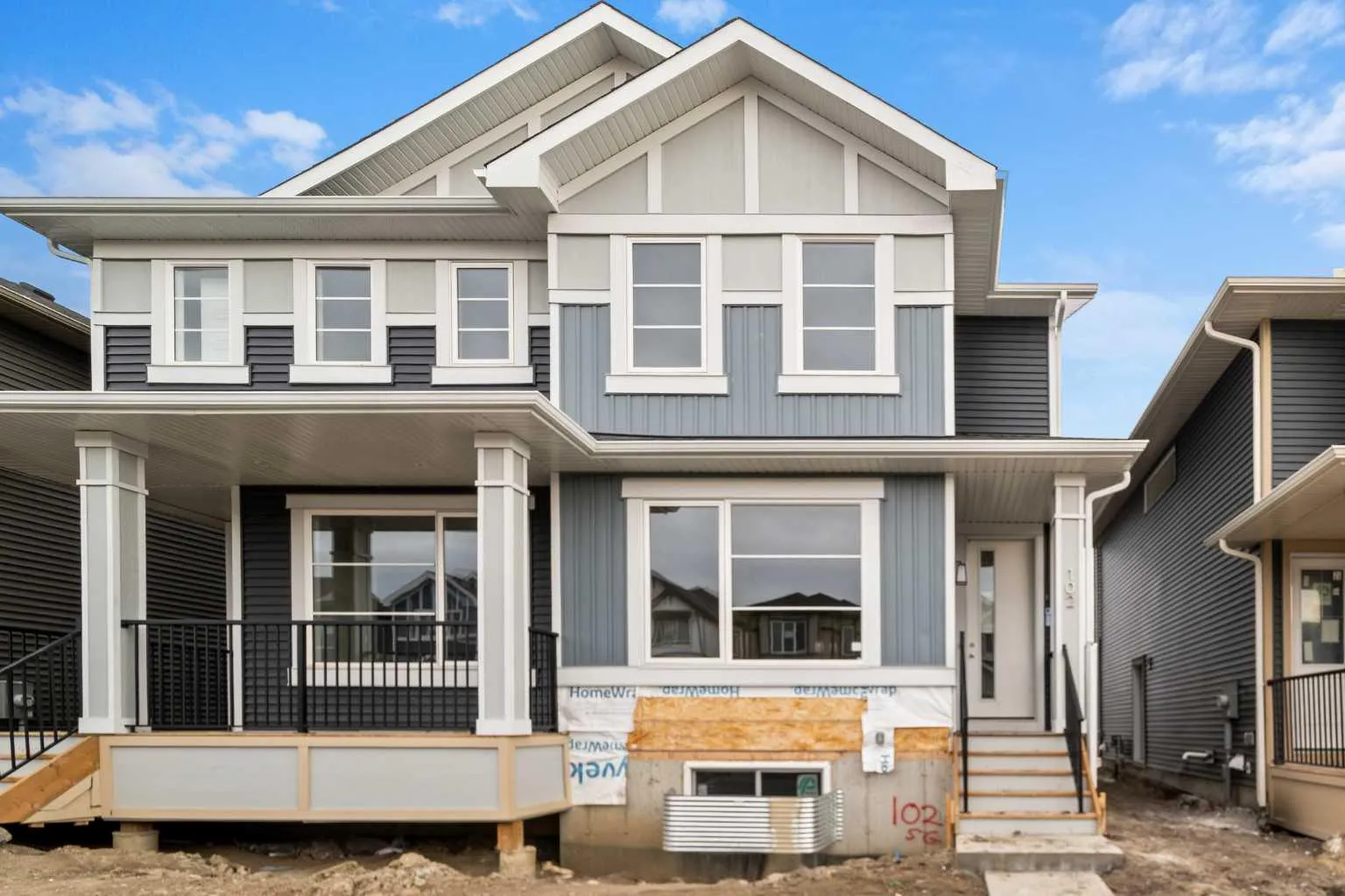 102 Sora Se Gardens, Calgary