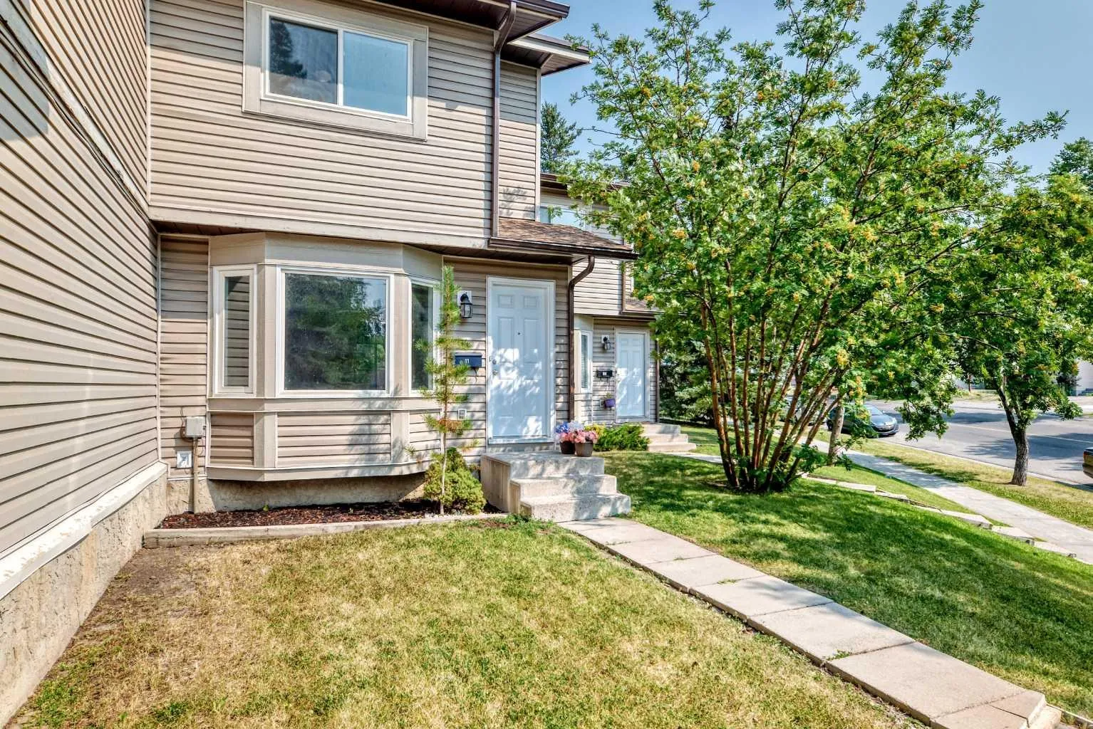 11 Falshire Ne Terrace, Calgary