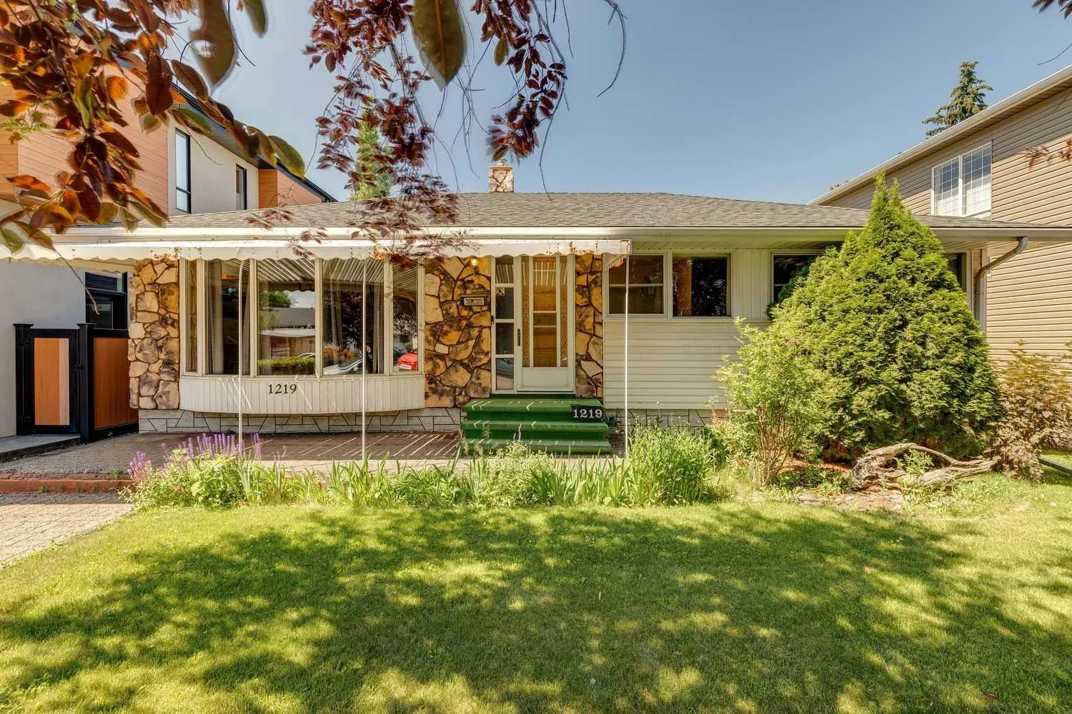 1219 Renfrew Ne Drive, Calgary