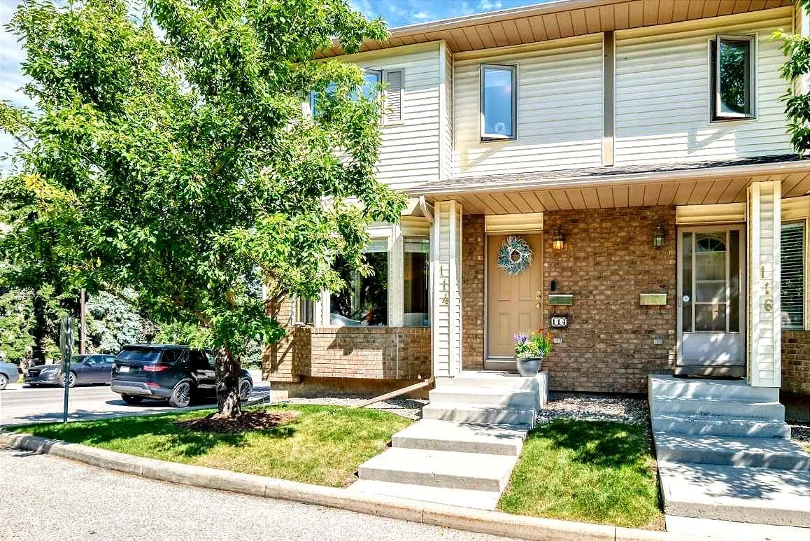 114 Patina Sw Park, Calgary
