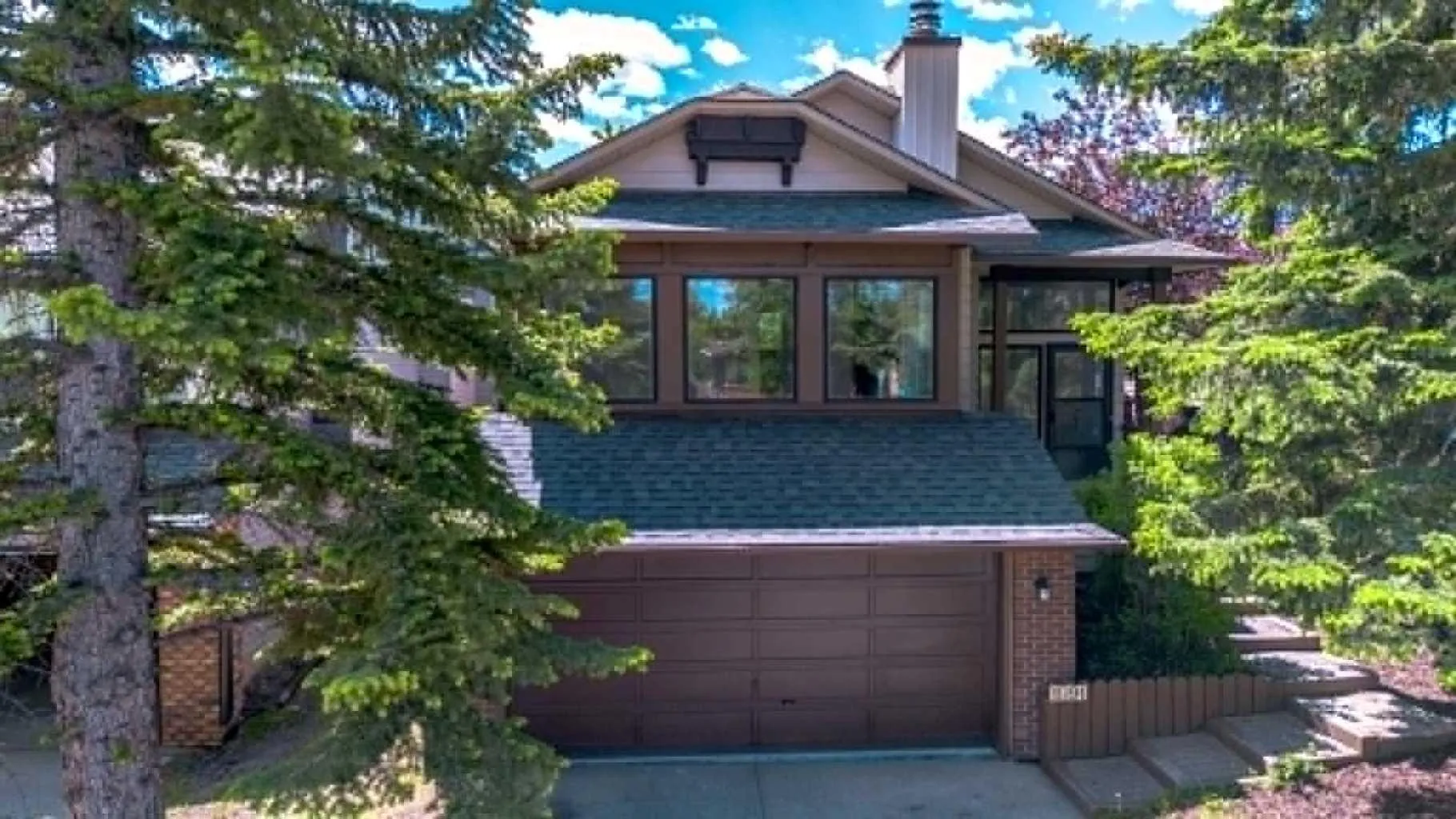 1091 Berkley Nw Drive, Calgary