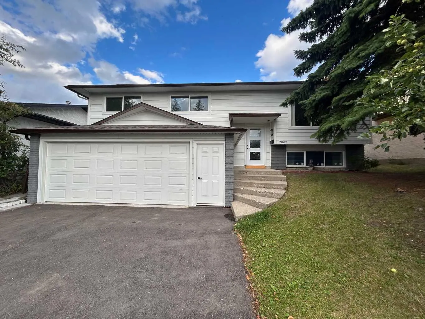 7032 78 Nw Street, Calgary