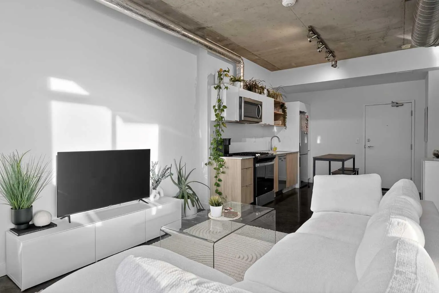1319 14 Sw Avenue Unit 203, Calgary