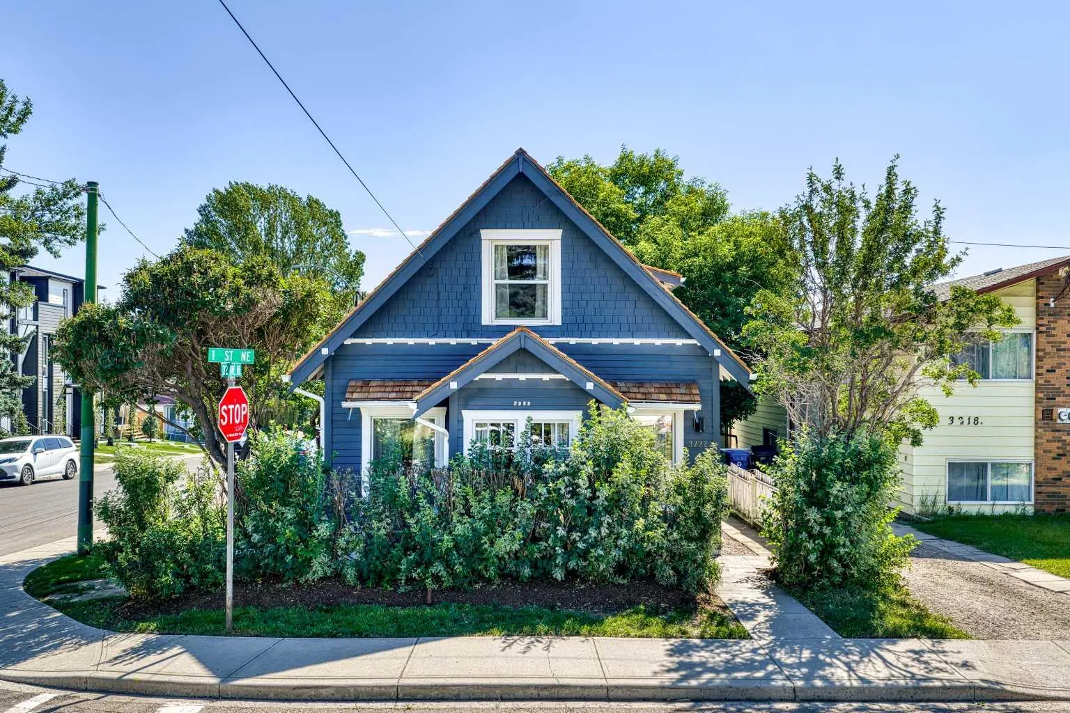 3222 1 Ne Street, Calgary