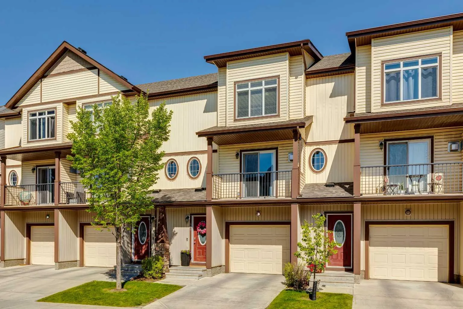 409 Copperpond Se Landing, Calgary