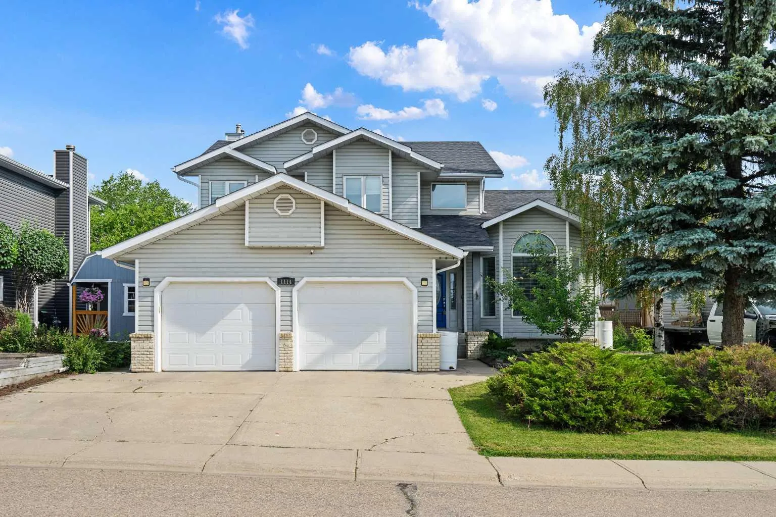1114 Whitfield Avenue, Crossfield