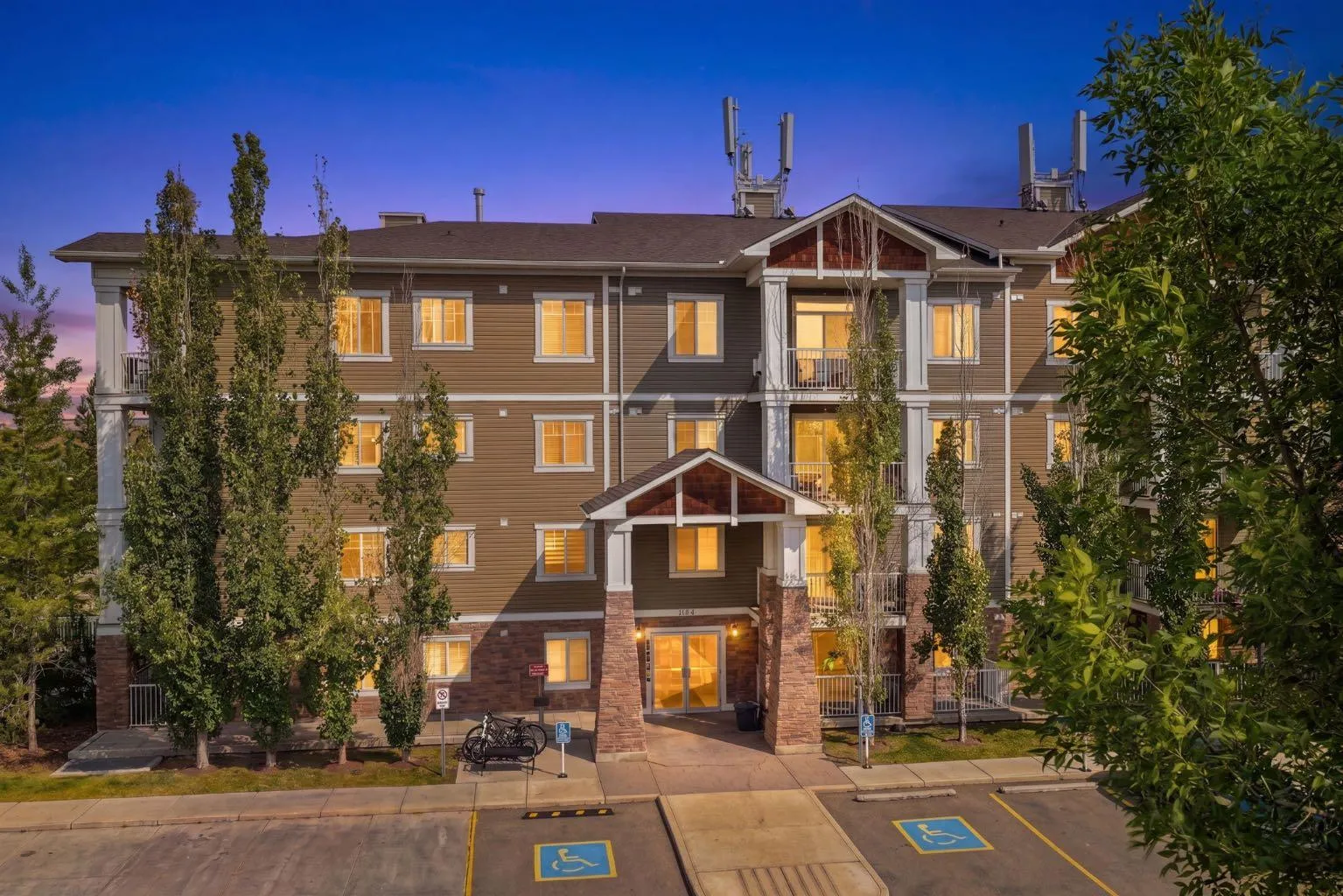 304 Cranberry Se Park Unit 204, Calgary