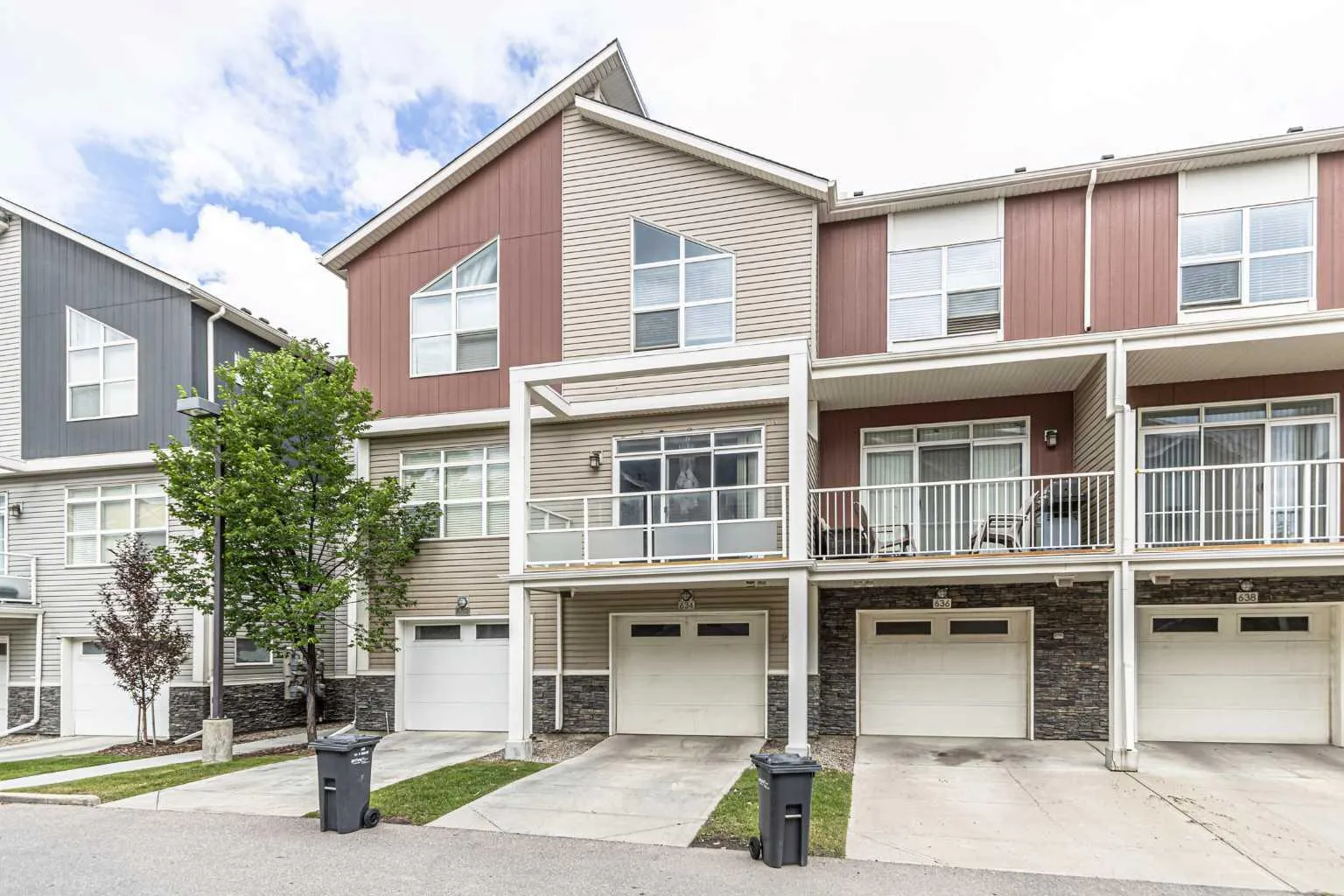 634 Redstone Ne View, Calgary