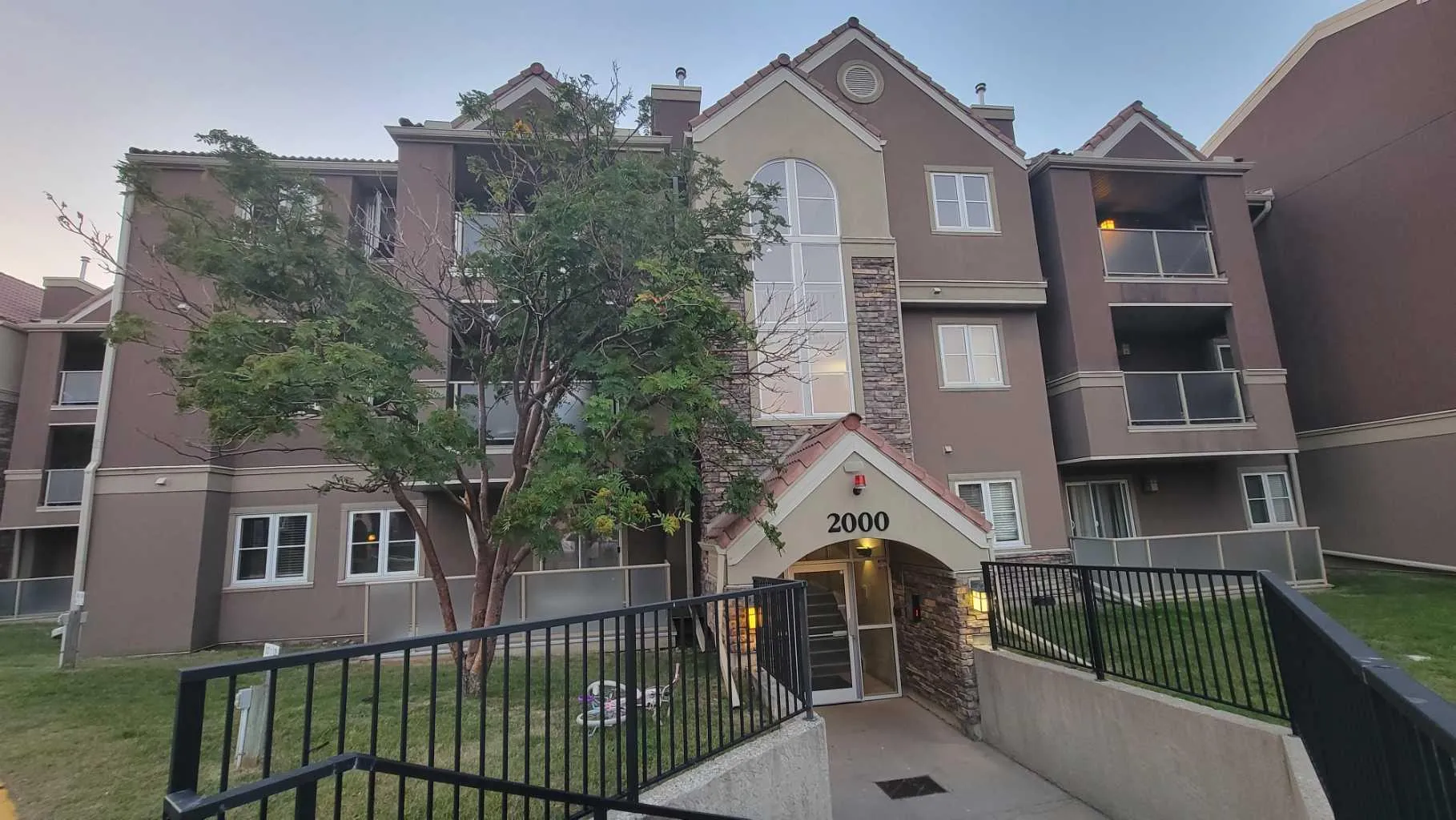 2013 Edenwold Nw Heights Unit 13, Calgary