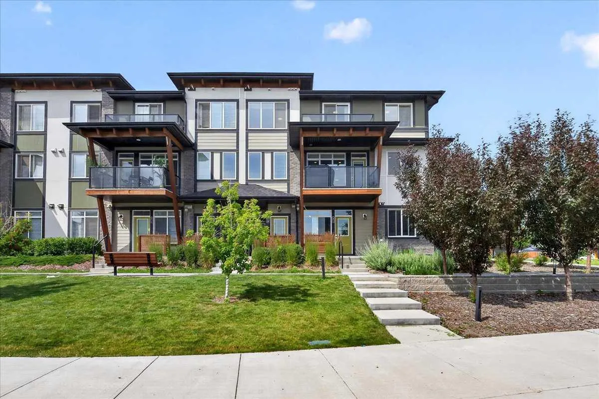 230 Seton Se Passage Unit 79, Calgary