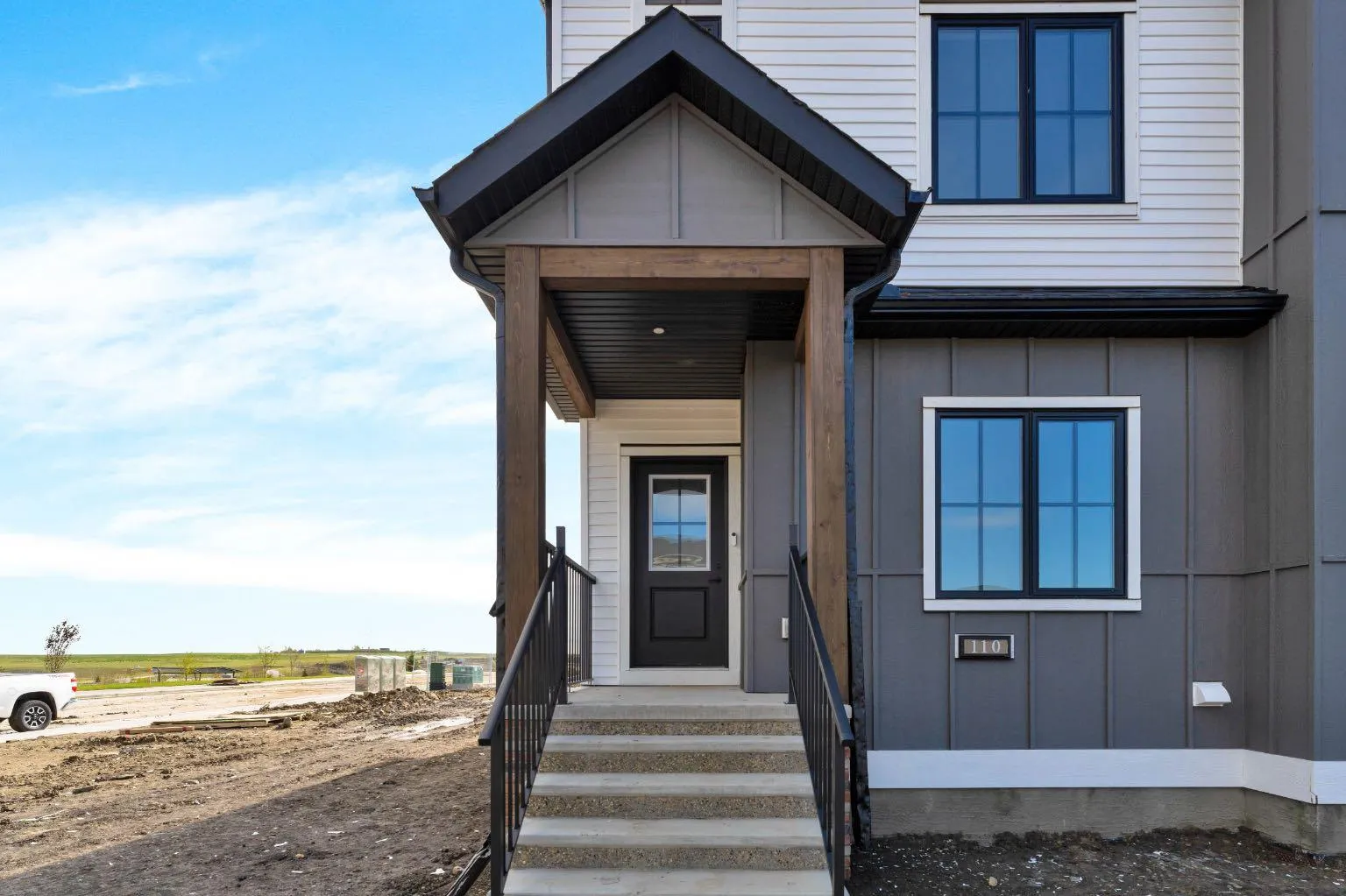 65 Lewiston Ne Street, Calgary