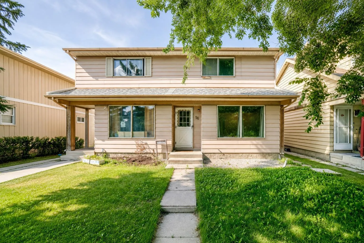 96 Erin Woods Se Boulevard, Calgary