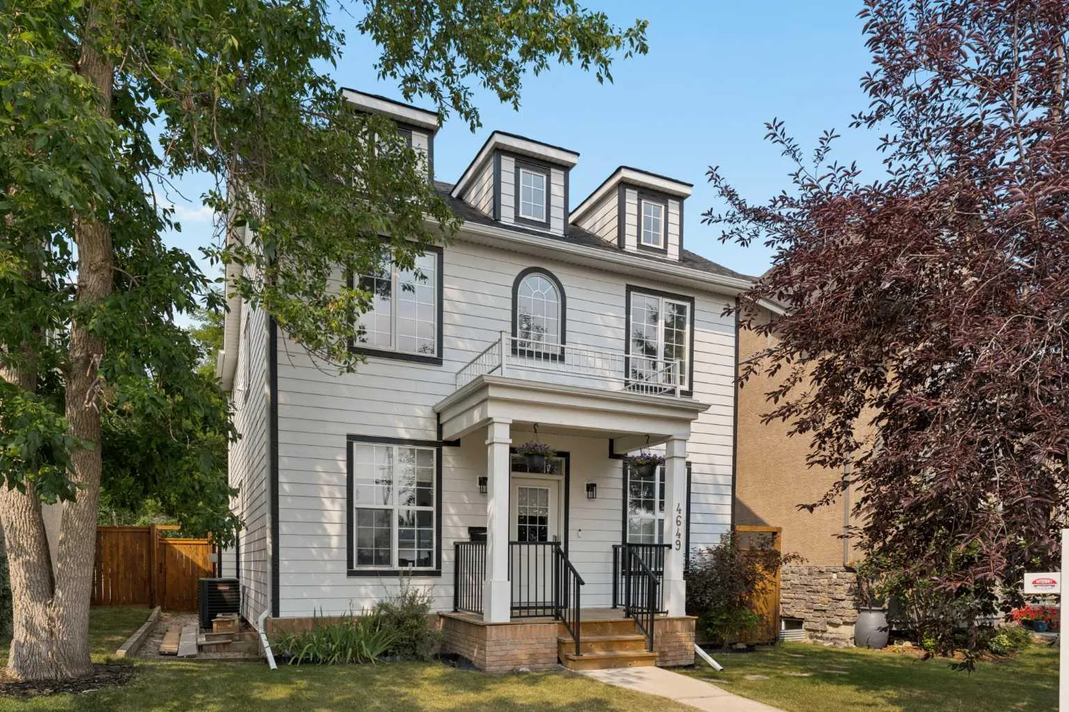 4649 20 Sw Street, Calgary