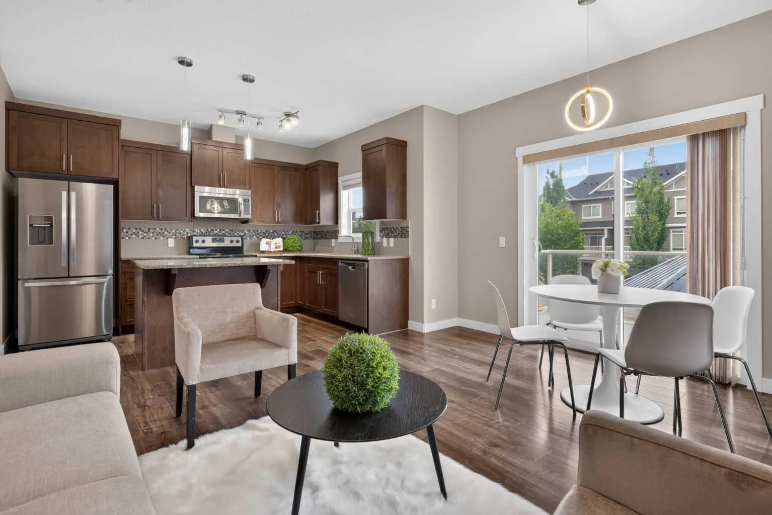 558 Evanston Nw Manor, Calgary