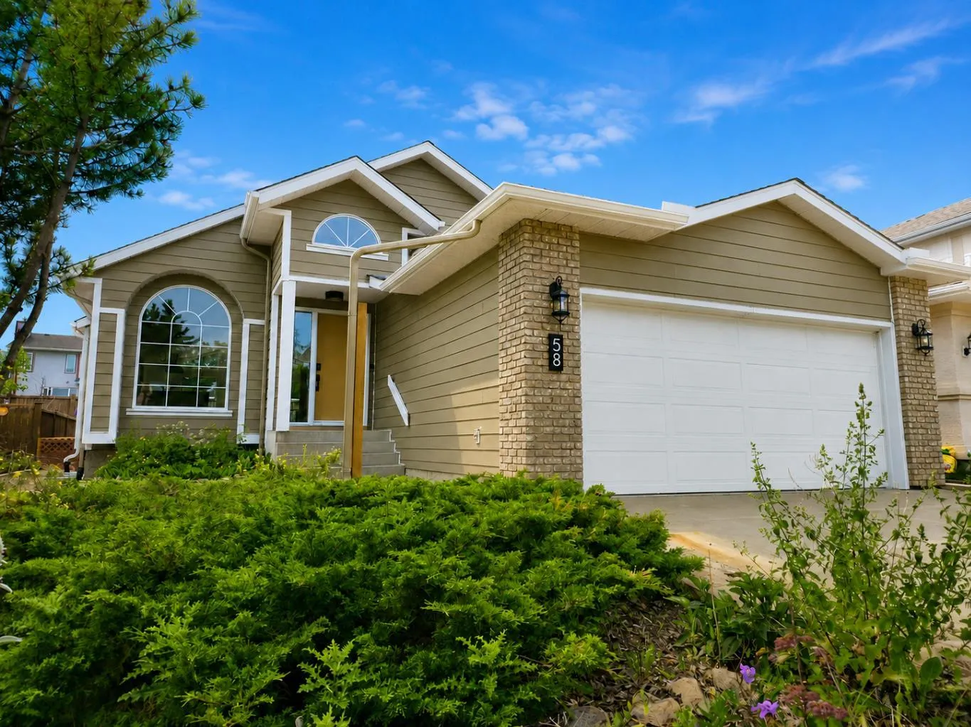 58 Edgevalley Nw Close, Calgary