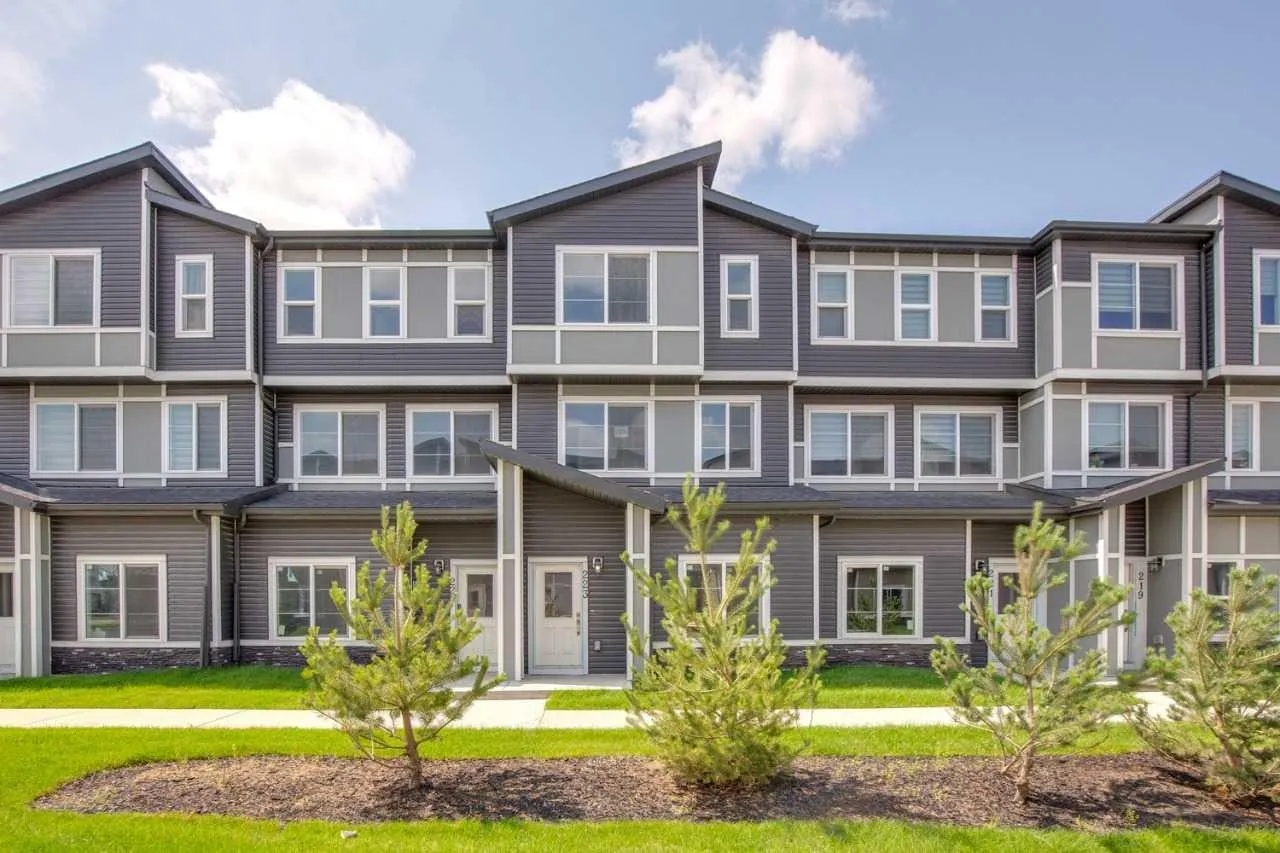 75 Cornerstone Ne Row Unit 223, Calgary