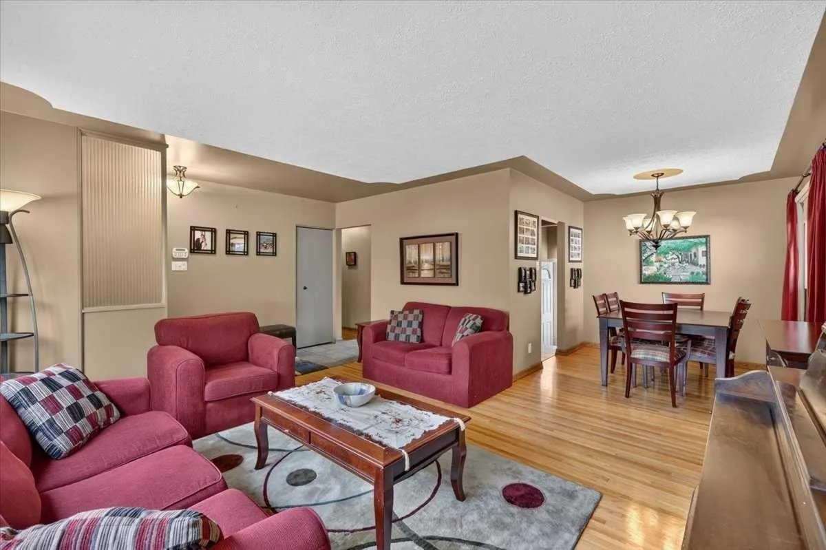 7536 Fleetwood Se Drive, Calgary