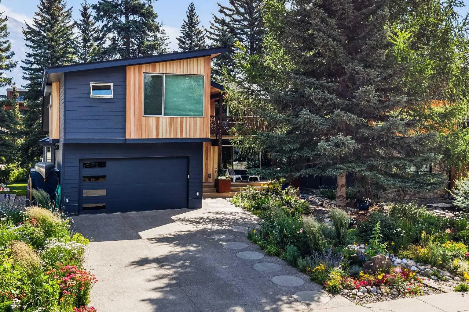 3rd Avenue Unit 2002, Canmore