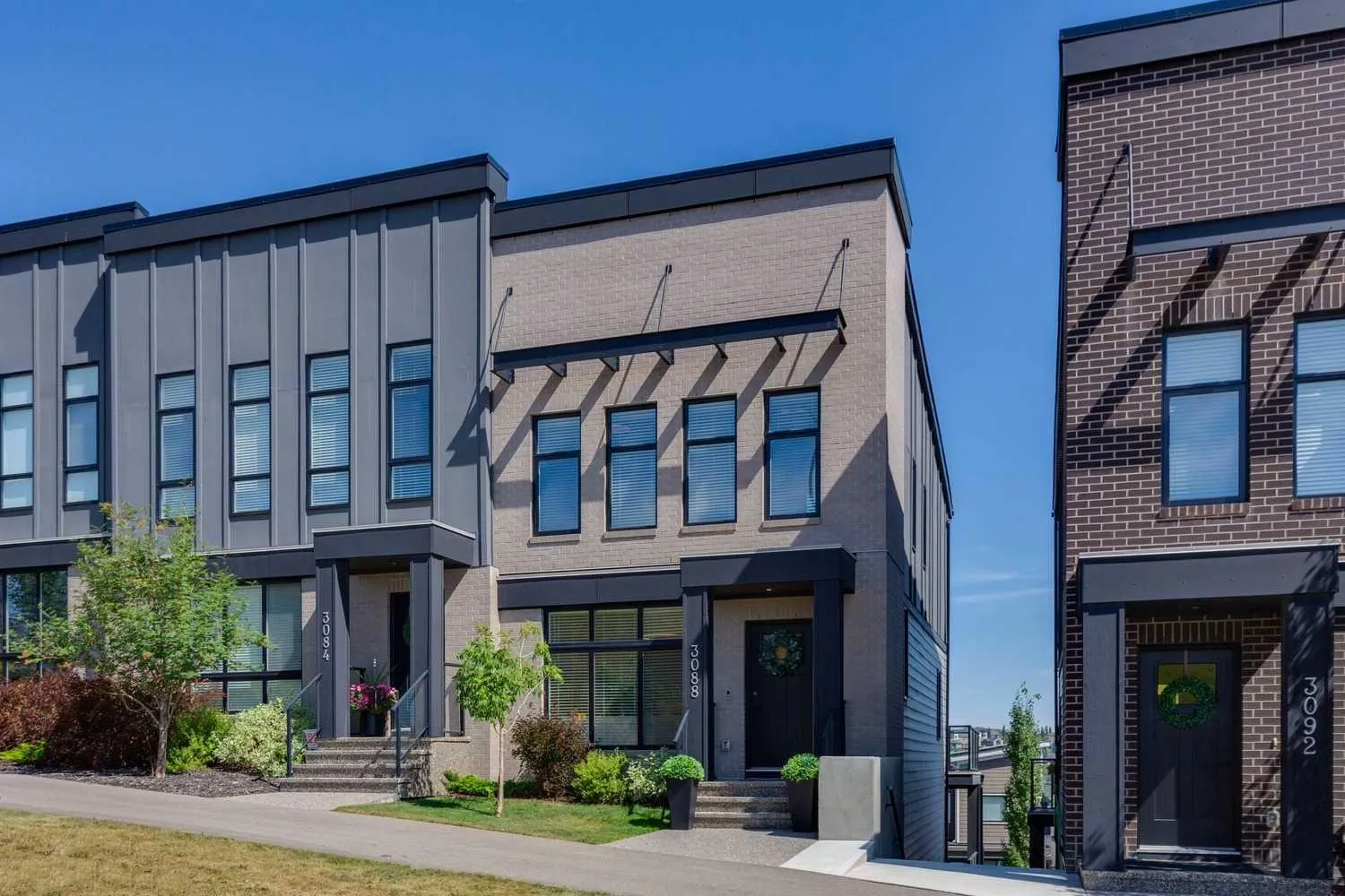 3088 85 Sw Street, Calgary