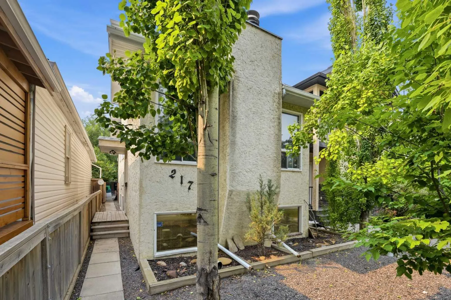 217 23 Ne Avenue, Calgary