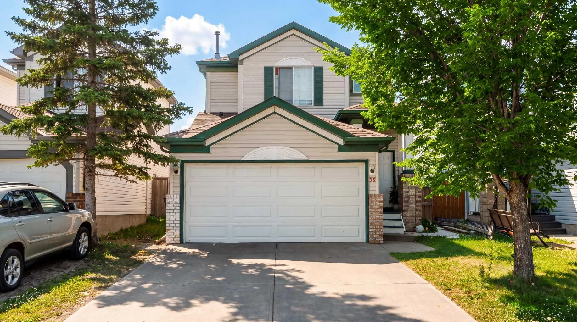 35 Martin Crossing Ne Park, Calgary