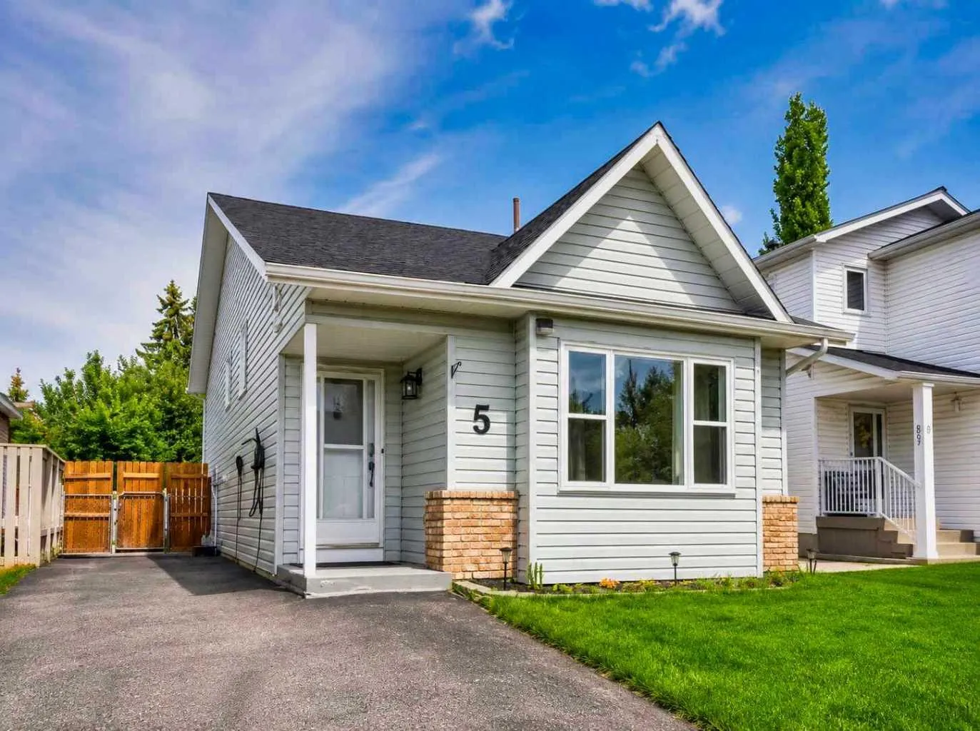 5 Shawglen Sw Court, Calgary