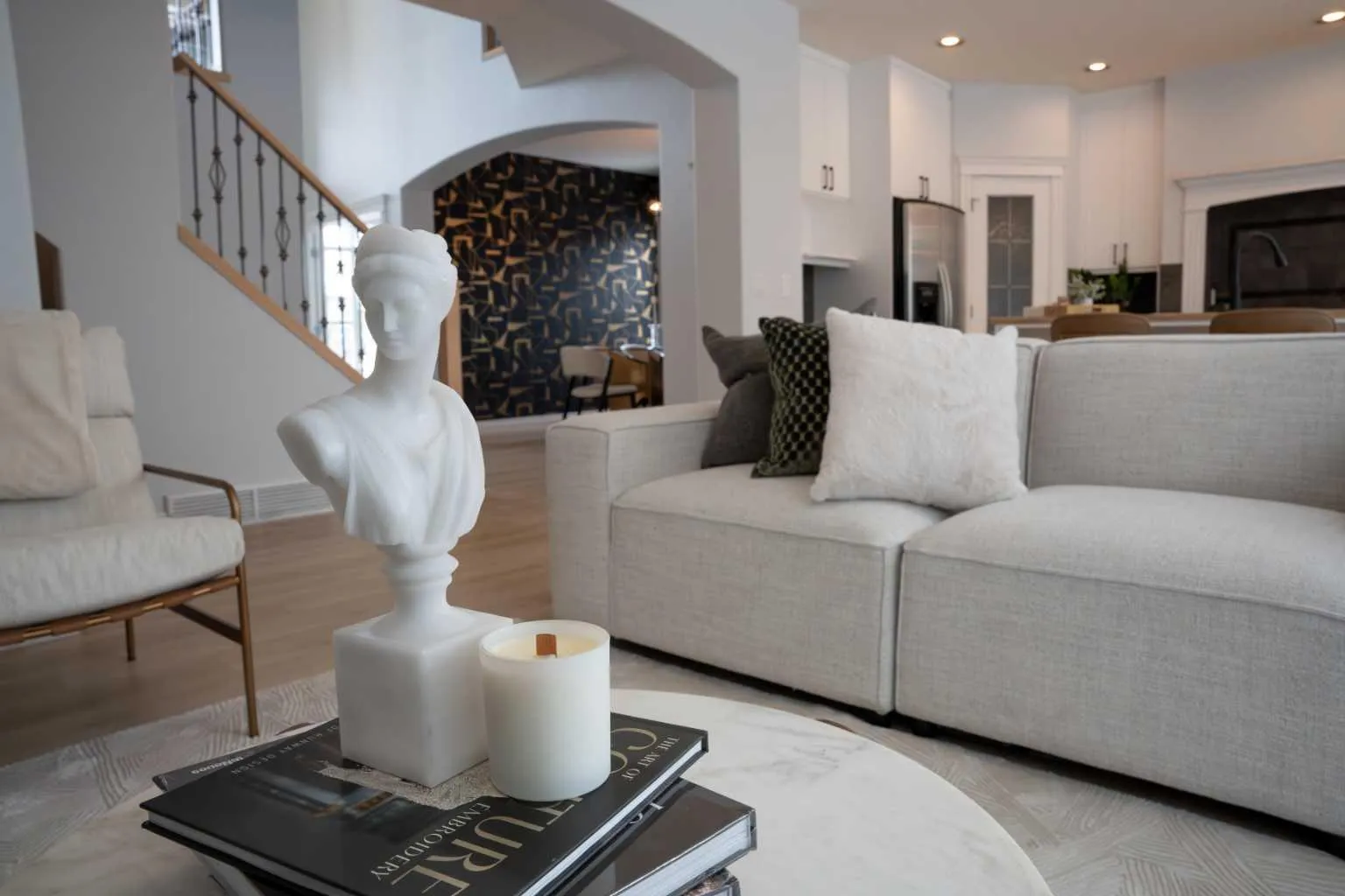 3 Strathridge Sw Bay, Calgary
