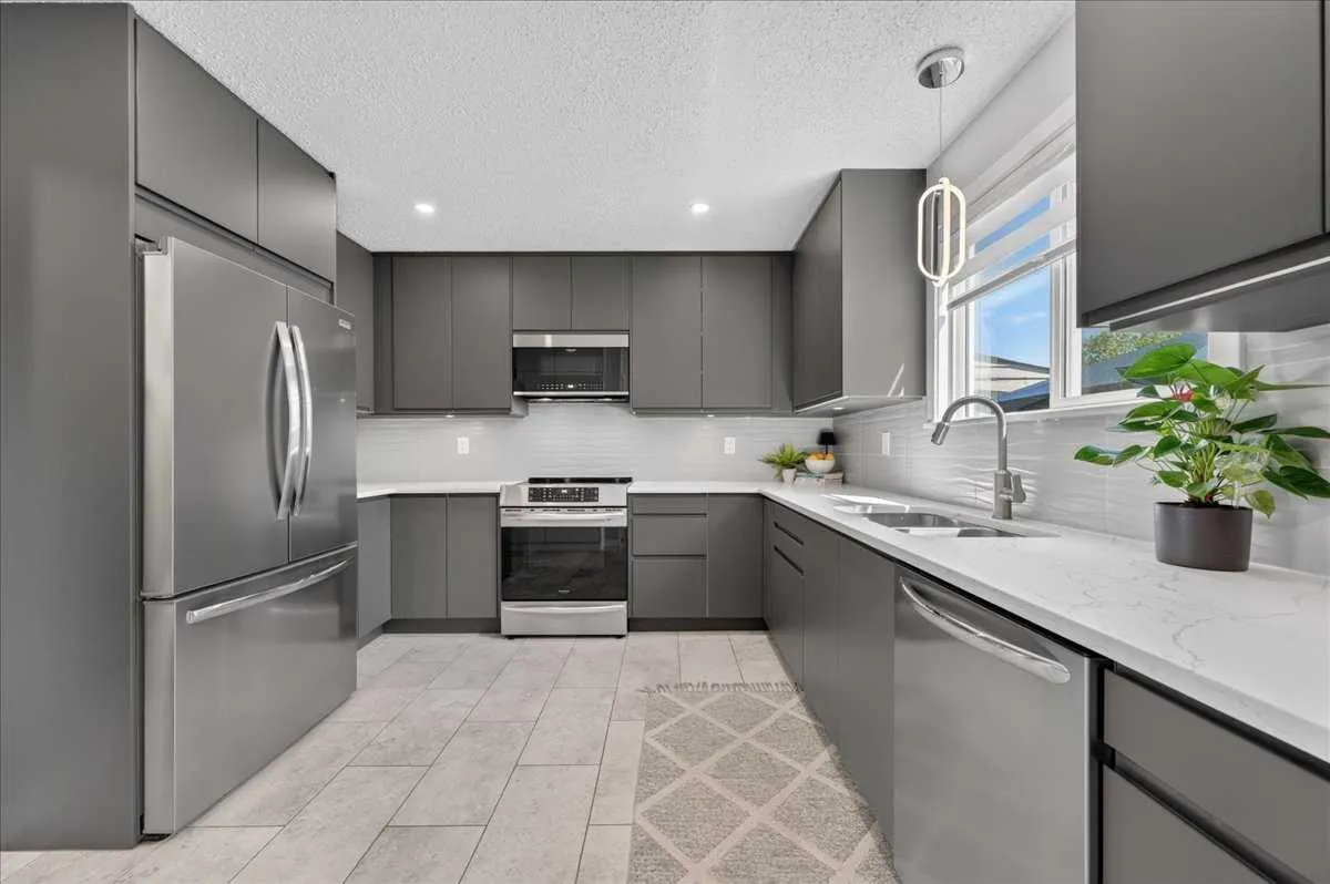 39 Midridge Se Gardens, Calgary
