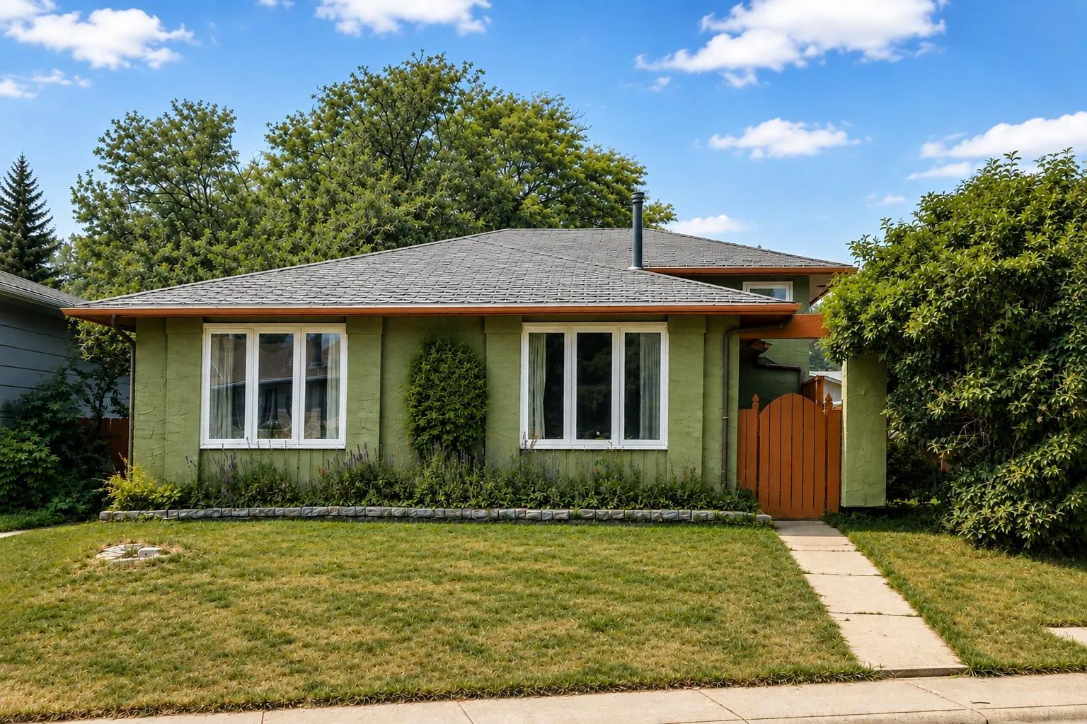 136 Midlawn Se Close, Calgary