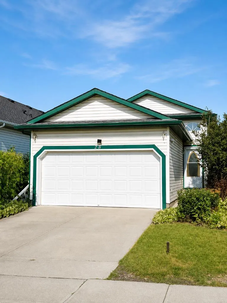 23 San Diego Ne Manor, Calgary