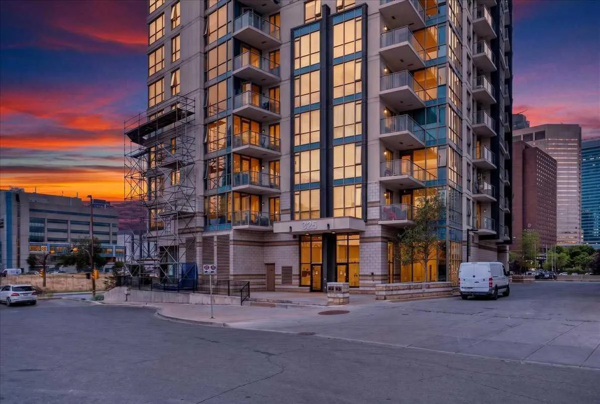 325 3 Se Street Unit 701, Calgary