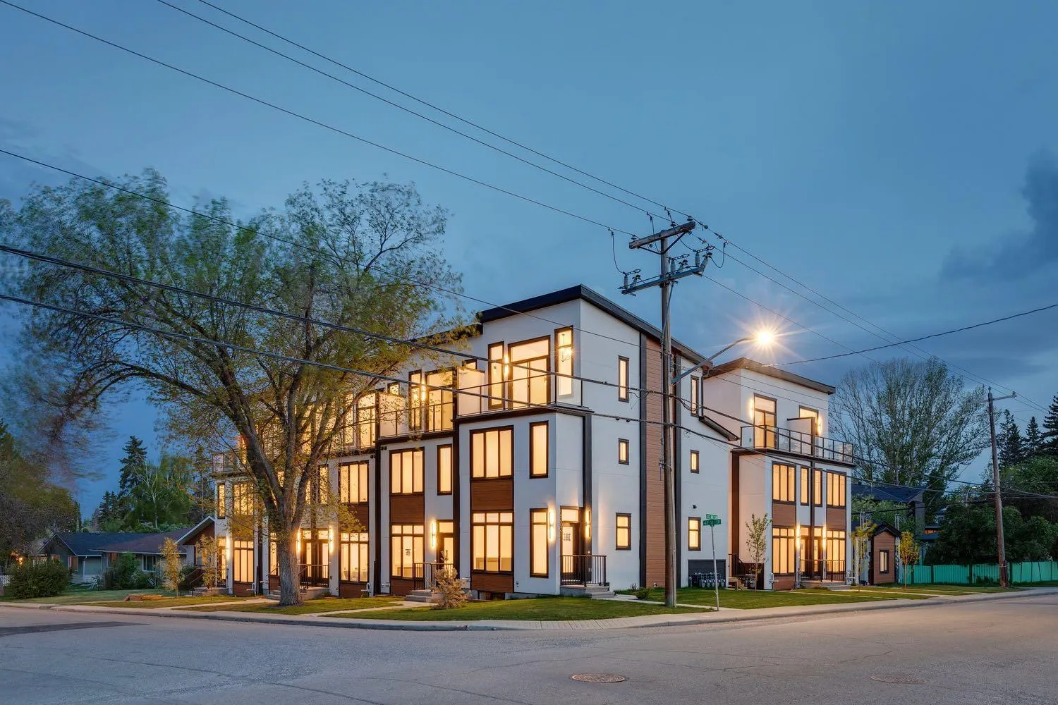 4307 30 Sw Avenue, Calgary