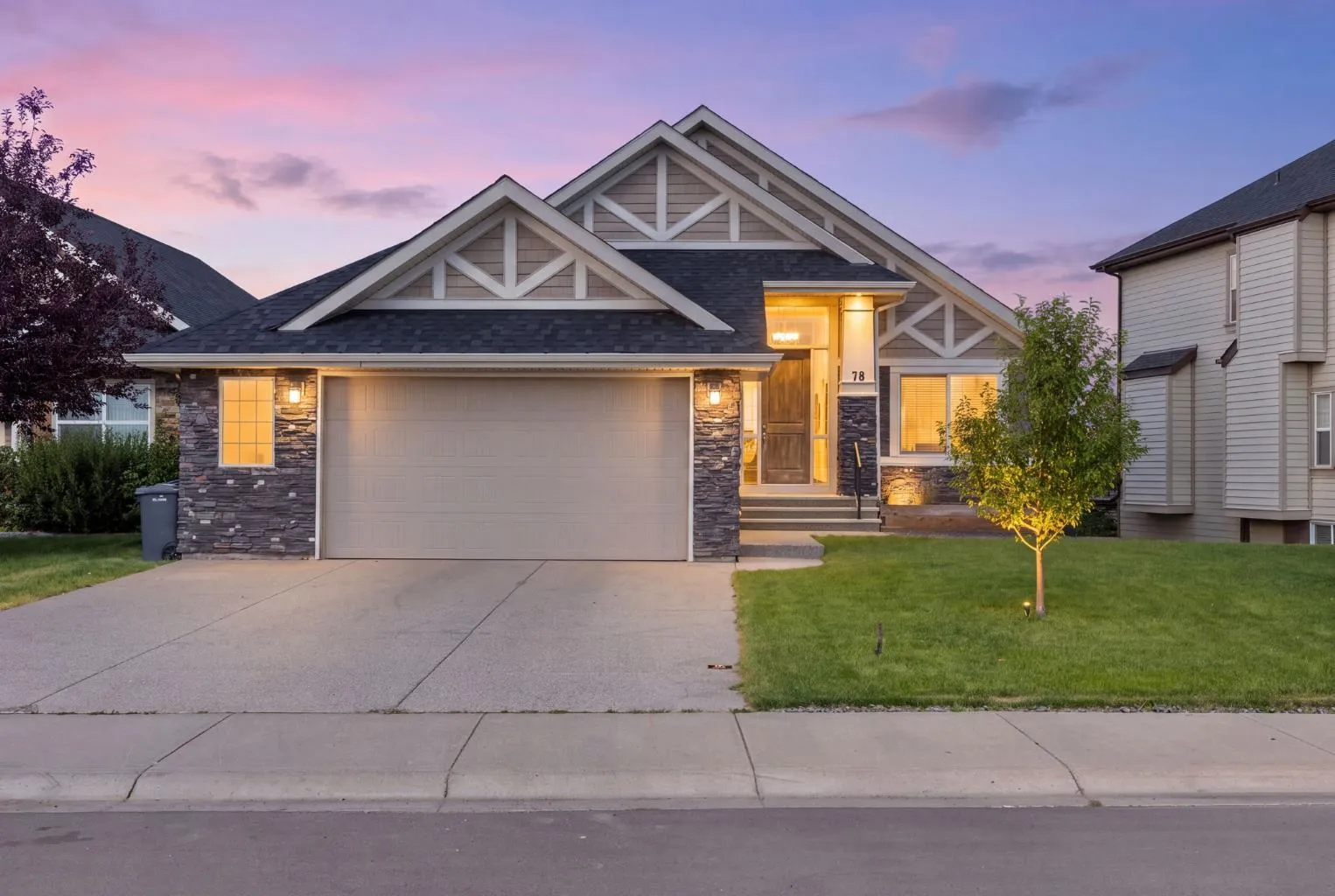 78 Muirfield Boulevard, Lyalta
