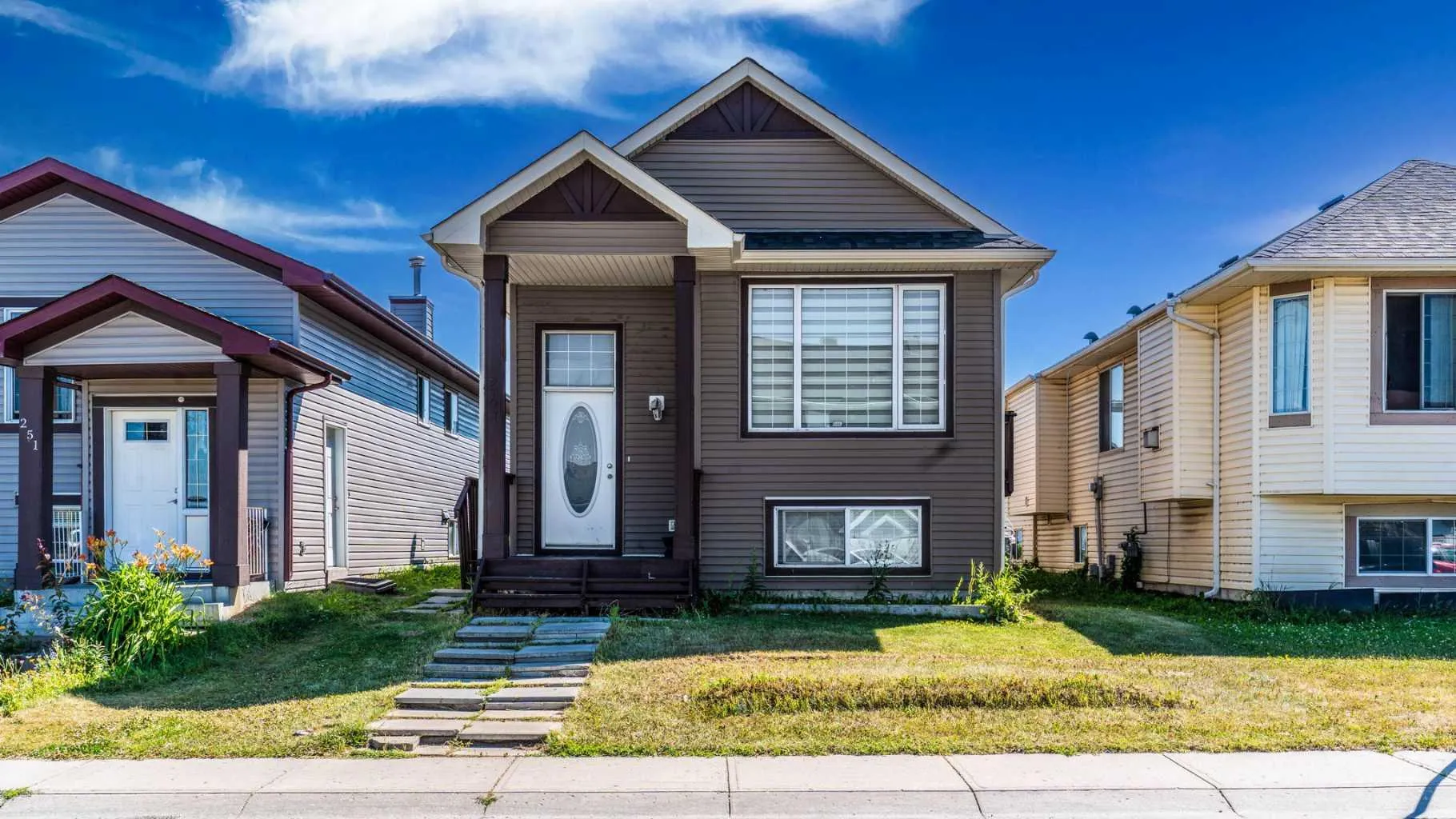 247 Taracove Estate Ne Drive, Calgary