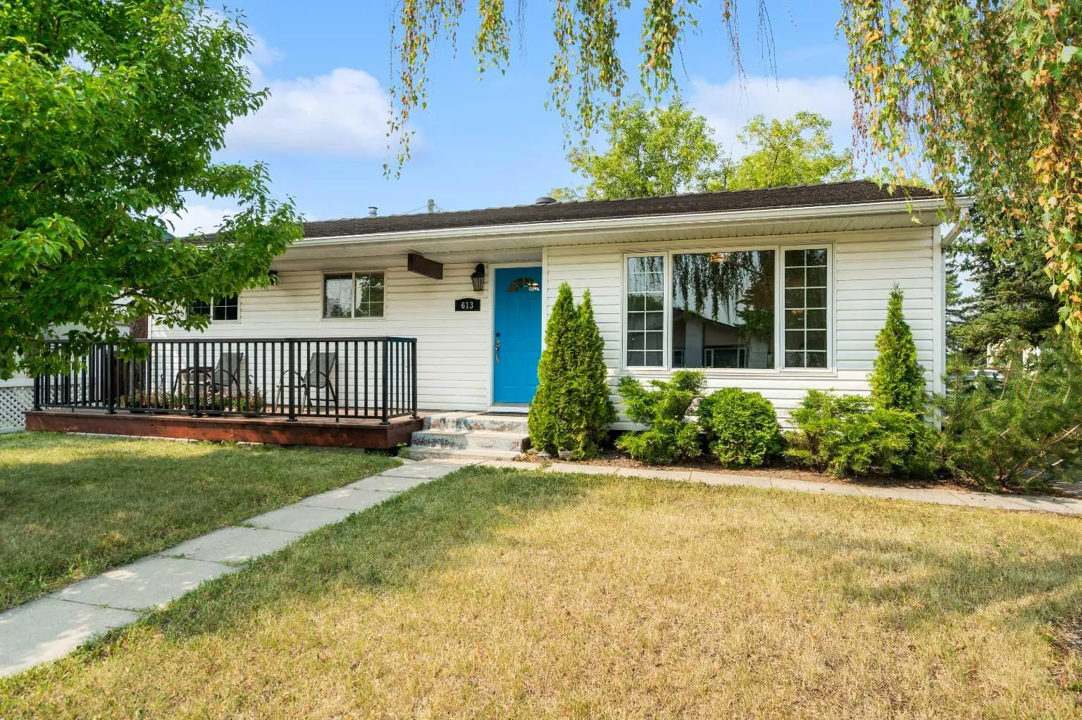 613 Olympia Se Crescent, Calgary
