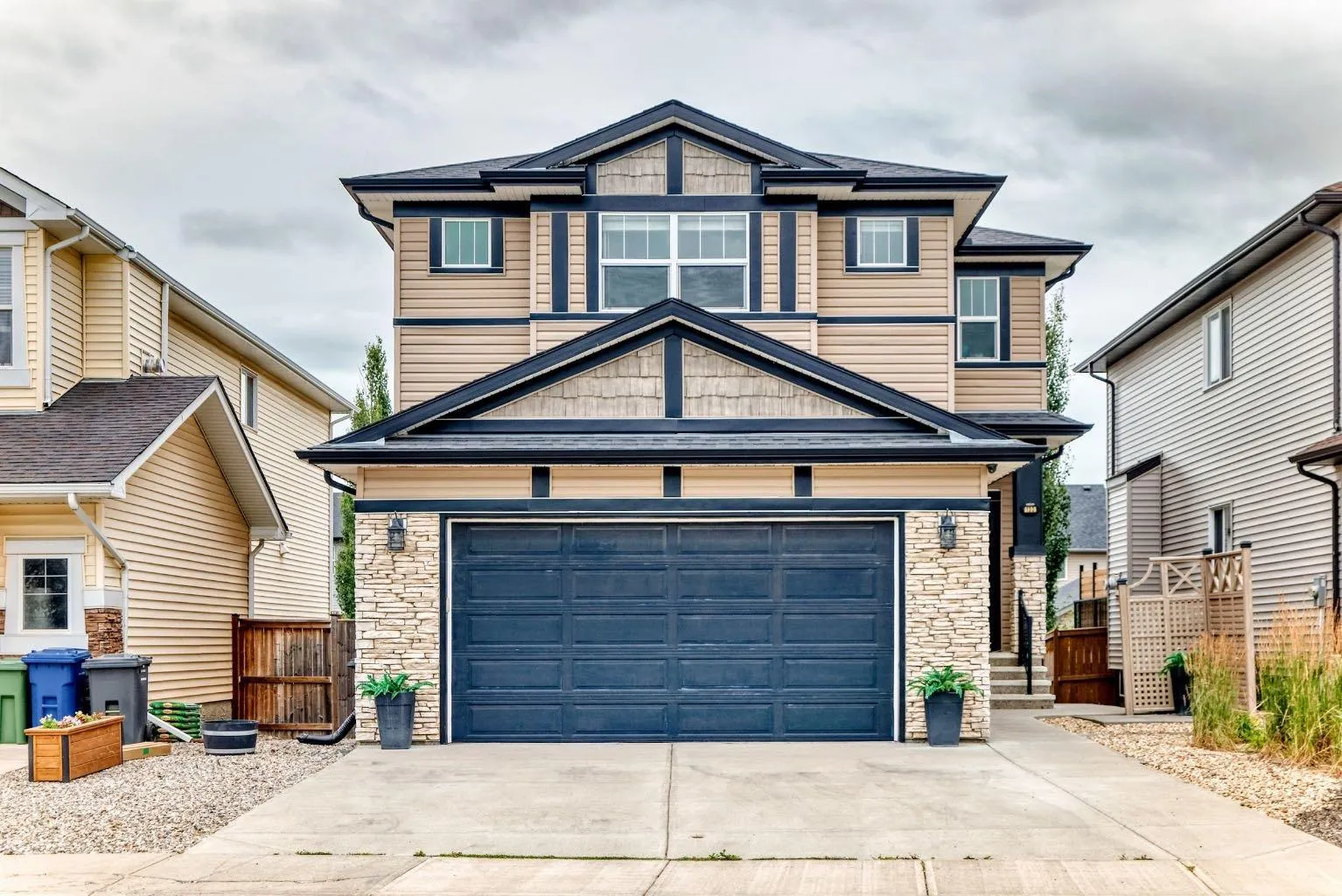 133 Drake Landing Heath, Okotoks