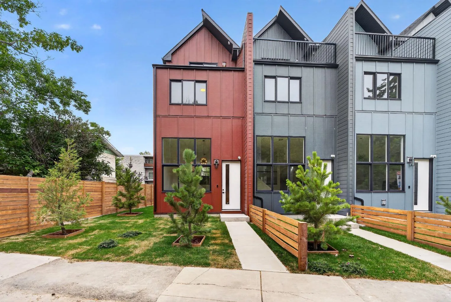 2024 12 Sw Avenue, Calgary