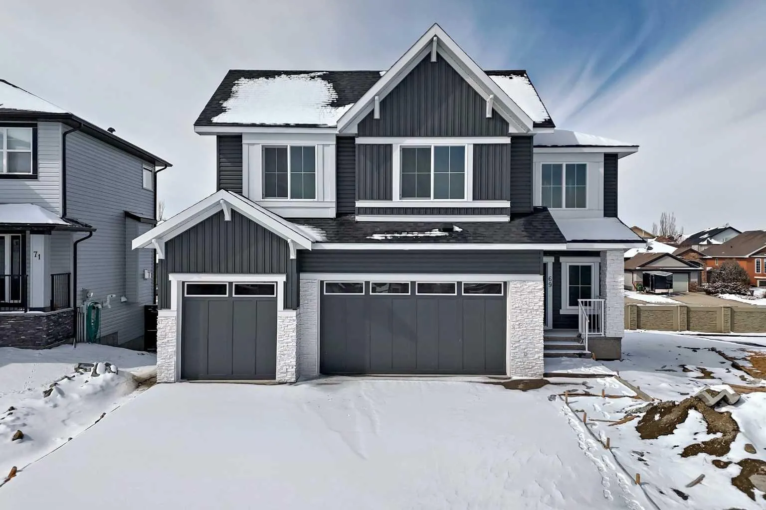 69 Lakes Estates Circle, Strathmore