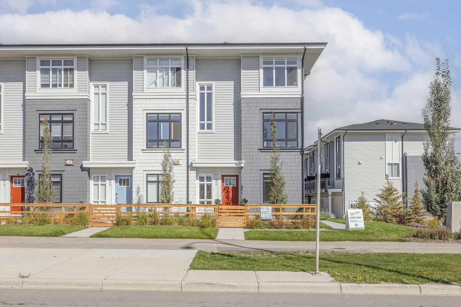 839 Belmont Sw Drive, Calgary