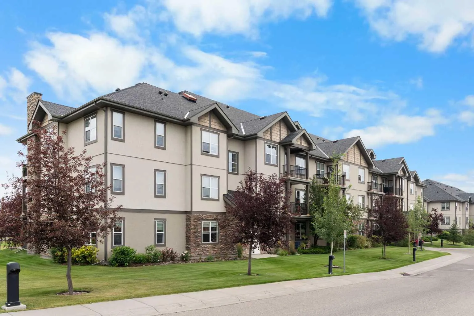25 Prestwick Se Drive Unit 310, Calgary