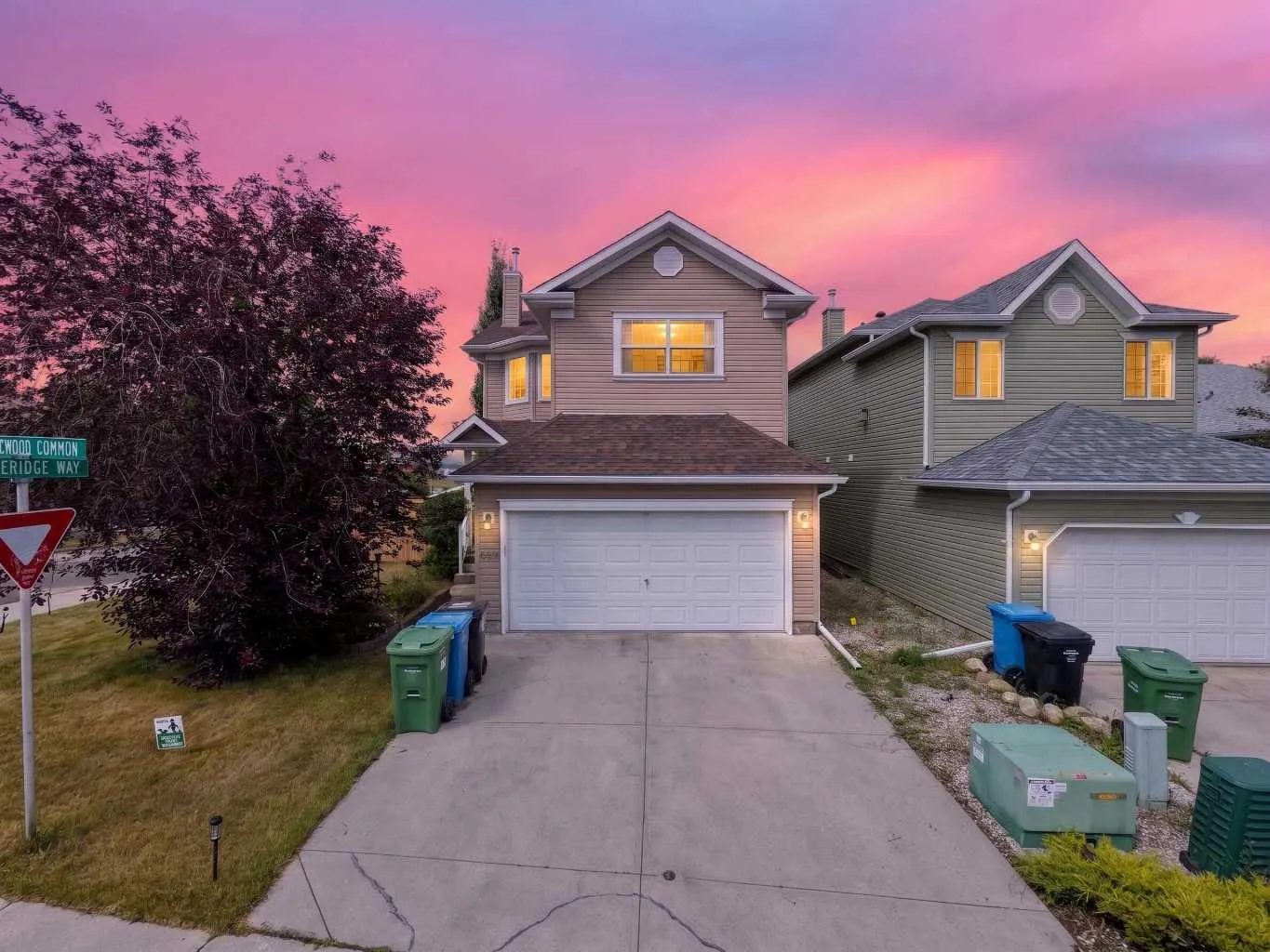 252 Bridlewood Sw Common, Calgary