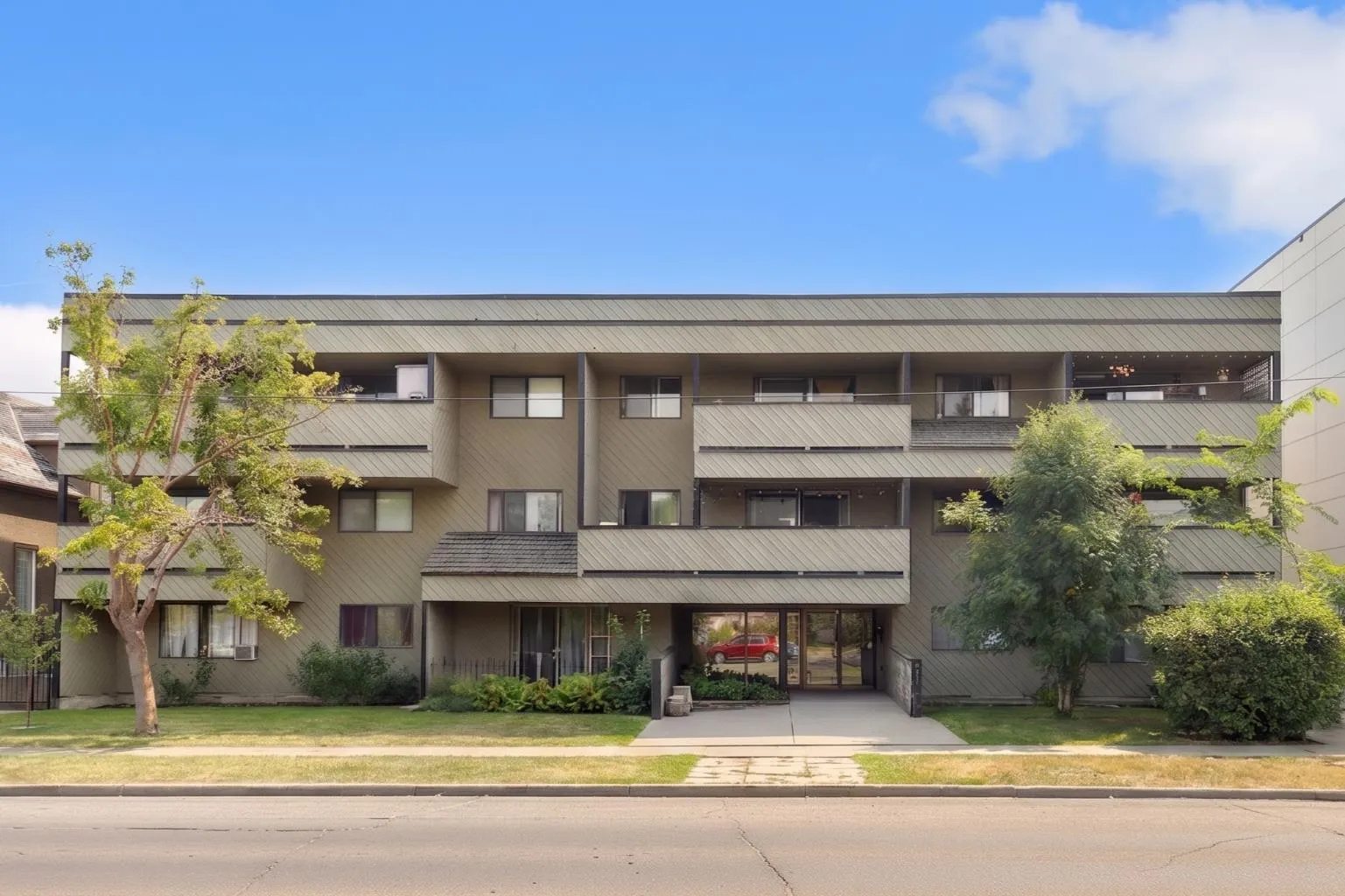 1513 26 Sw Avenue Unit 302, Calgary