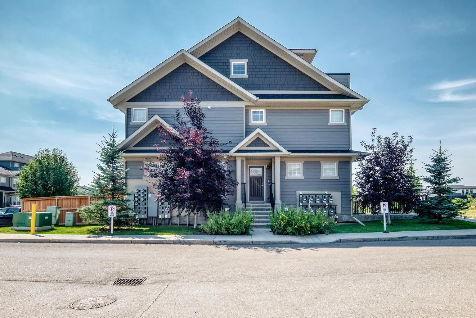 428 Cranbrook Se Square, Calgary